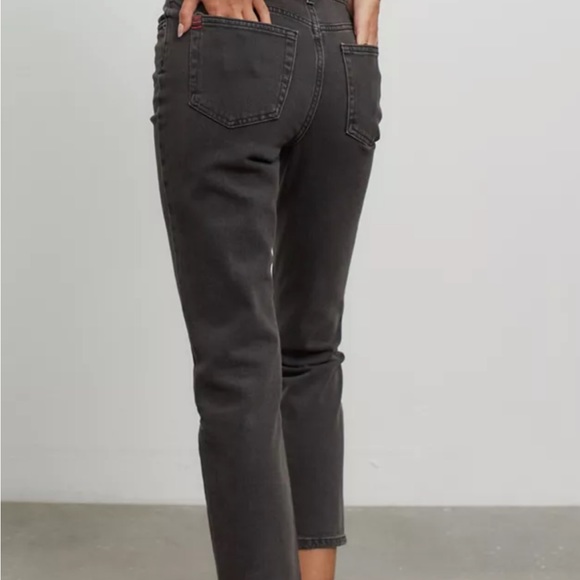 NWOT BDG skinny straight black jeans size 36 - Picture 4 of 5